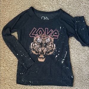 Chaser Gray Graphic T-Shirt with Tiger Design and Sparkly Embellishments